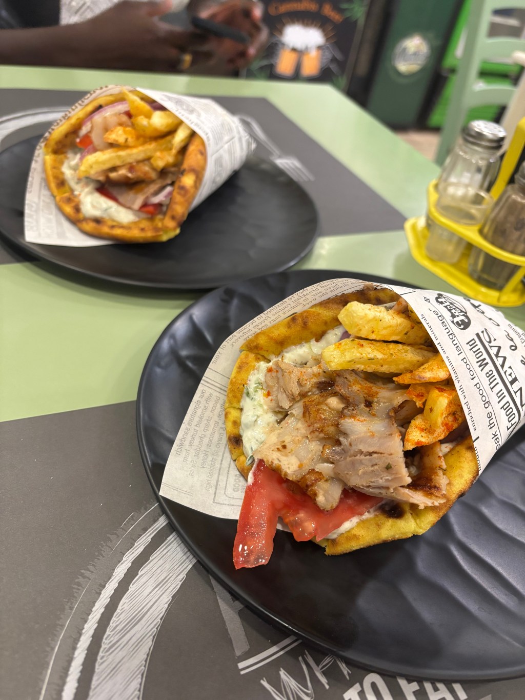 Santorini Street Food: Guide to&nbsp;Gyros